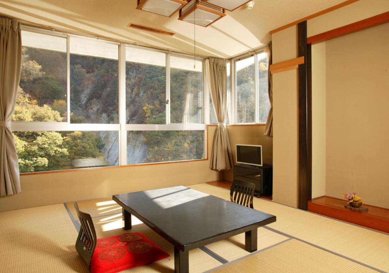 Itoen Hotel Oze Oigami Sanrakuso Numata  Esterno foto