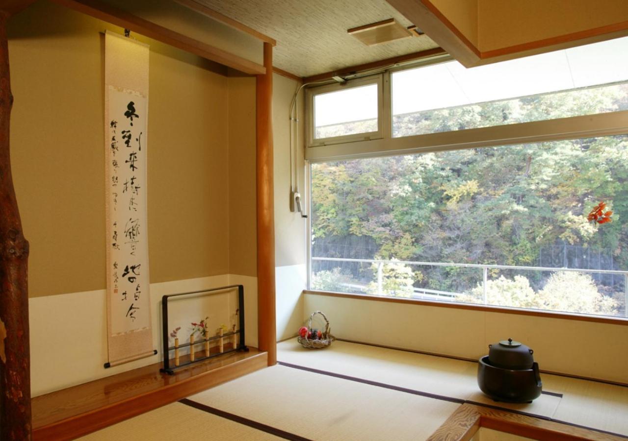 Itoen Hotel Oze Oigami Sanrakuso Numata  Esterno foto