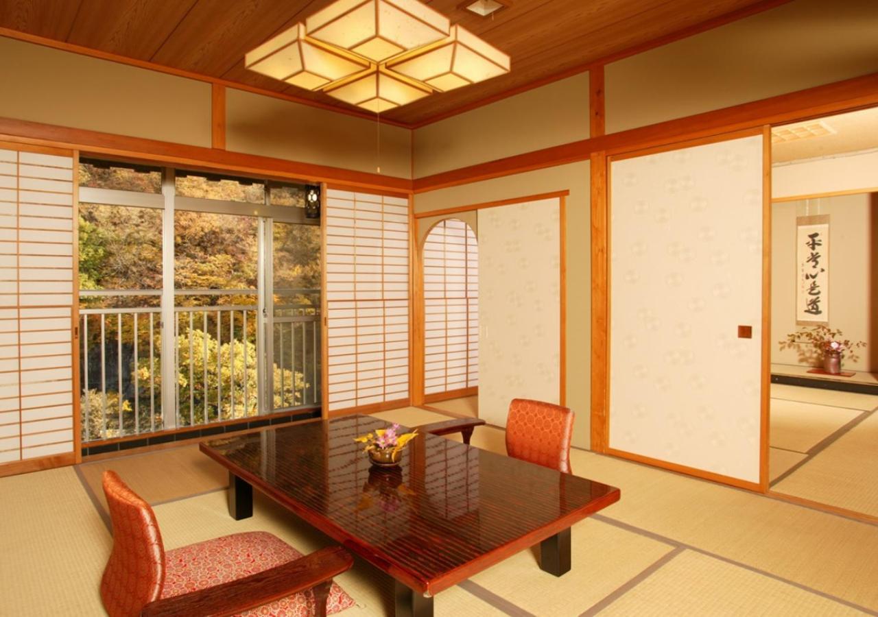 Itoen Hotel Oze Oigami Sanrakuso Numata  Esterno foto
